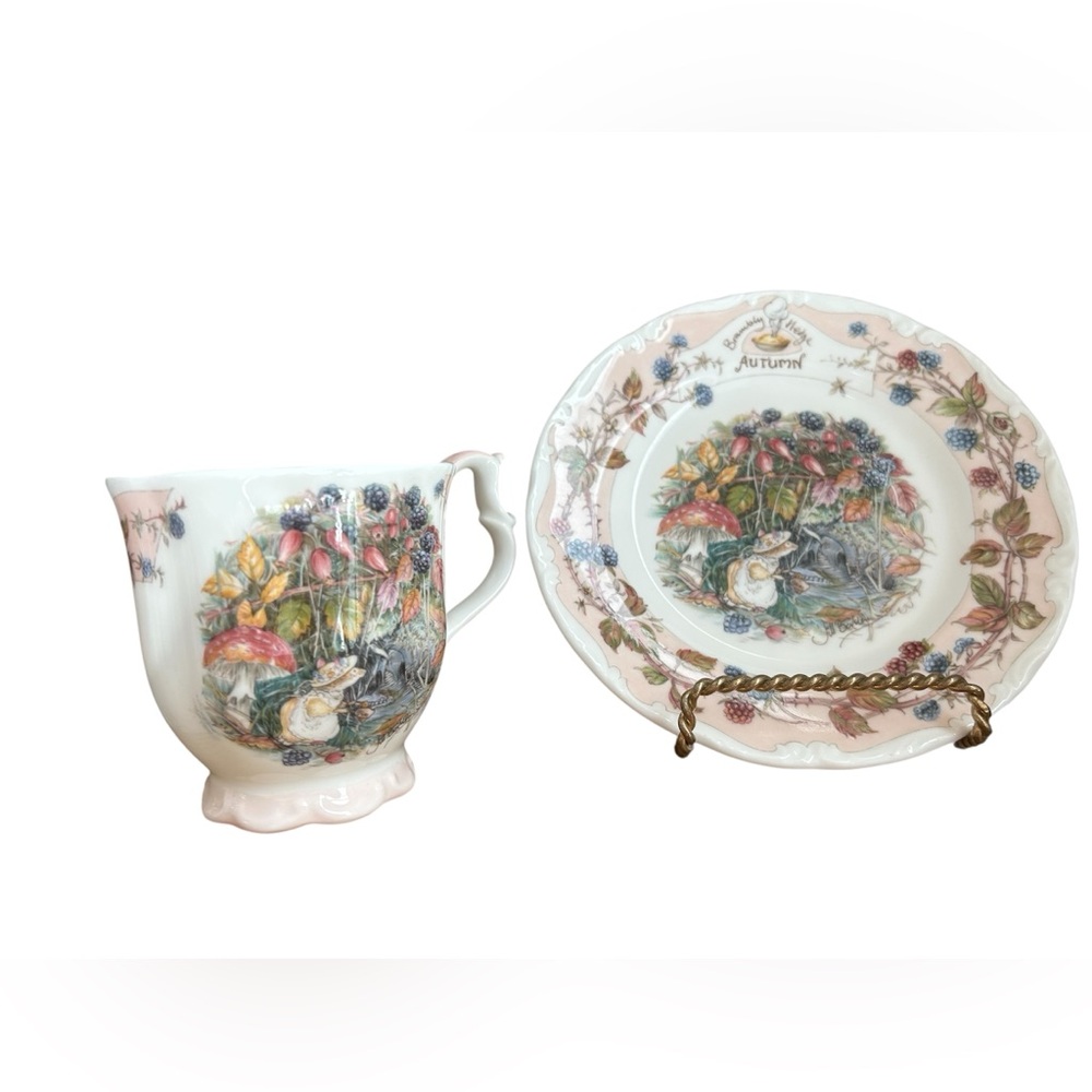 Royal Doulton Brambly Hedge “Autumn” Teacup & Saucer – 1983